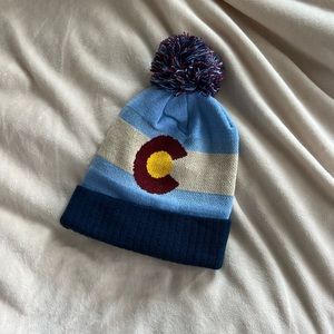 Colorado beanie EUC